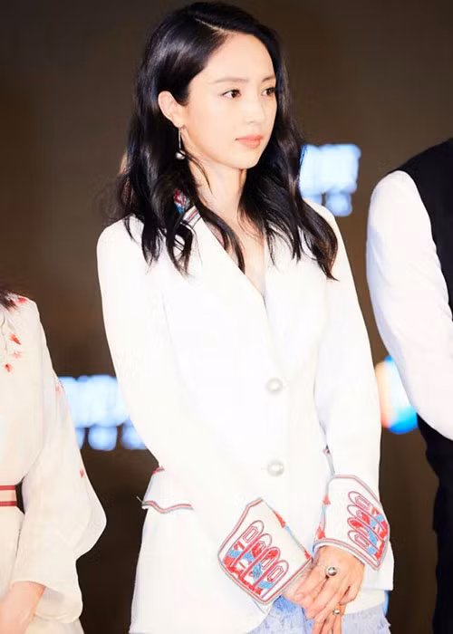 Đổng Tuyền từng khen Cao Vân Tường là người chồng rất tốt, không rượu chè, không hút thuốc, không đi đêm. Ảnh: Sohu