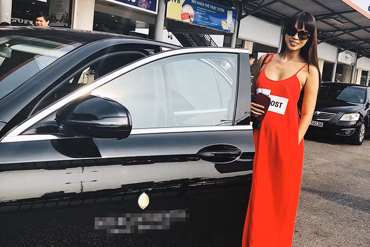 Chân dài sinh năm 1982 dành nhiều thời gian nghỉ ngơi sau khi mang thai.