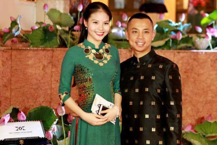 Khánh Linh cũng không ngại kể Chí Anh hay mắng vợ, hay sai vợ việc vặt. Ảnh: FBNV