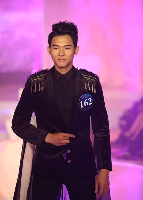 Á quân 1 ở hạng mục của nam tại cuộc thi thuộc về Phan Nhật Vĩ (SBD 014) và Trần Công Hậu (SBD 162).