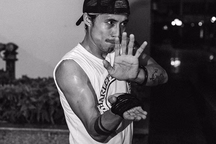 Mới đây, trên trang cá nhân, Phạm Anh Khoa đăng tải hình ảnh chuẩn bị cho dự án mới.