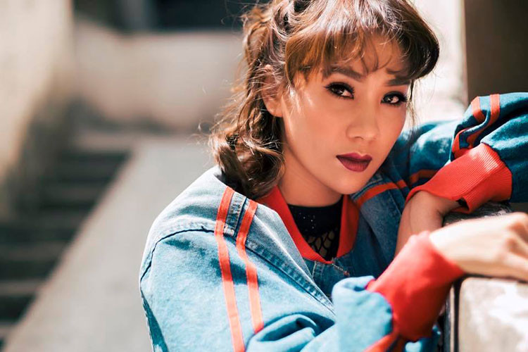 Chia sẻ lý do lên tiếng, Phạm Lịch cho hay: "Bản thân em đã chờ đợi anh Khoa 1 lời xin lỗi chân thành nhưng đáp lại là 1 câu xúc phạm nặng nề".