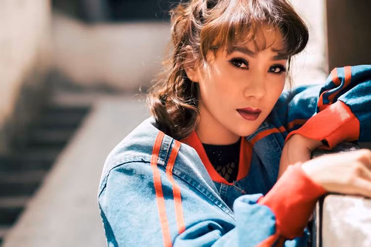 Chia sẻ lý do lên tiếng, Phạm Lịch cho hay: "Bản thân em đã chờ đợi anh Khoa 1 lời xin lỗi chân thành nhưng đáp lại là 1 câu xúc phạm nặng nề".