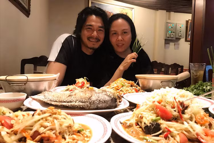 Quách Ngọc Ngoan không ít lần khoe bạn gái nấu ăn ngon.