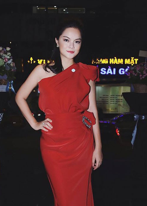 Đến nay, Phạm Quỳnh Anh vẫn luôn được lòng công chúng bởi đời tư sạch scandal.