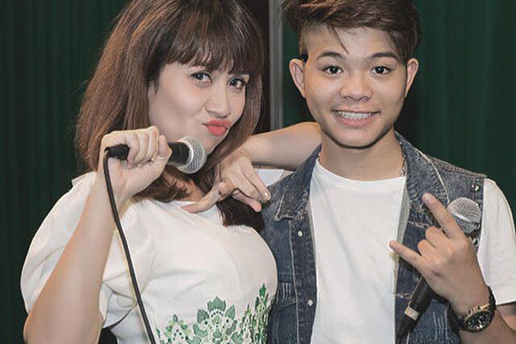 Sau Giọng hát Việt nhí, Quang Anh rời Thanh Hóa lên Hà Nội sống và hạn chế đi diễn để tập trung cho việc học tại Học viện Âm nhạc quốc gia VN. Ảnh: FBNV