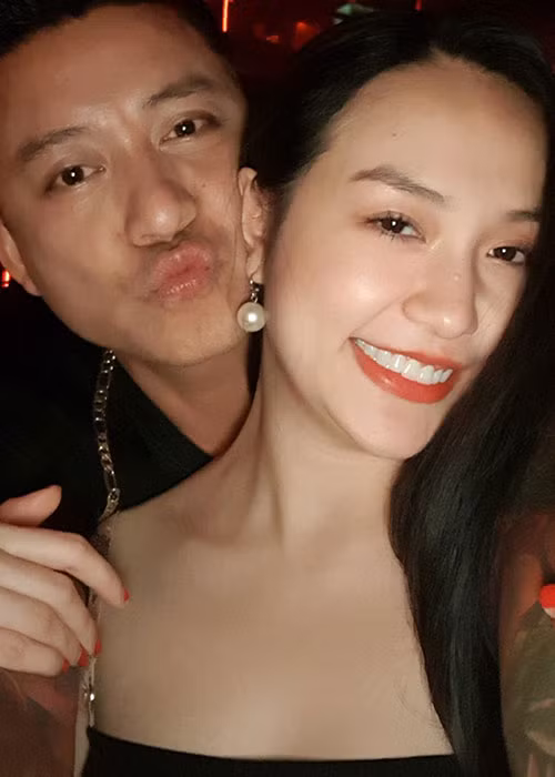 Sau 4 năm kết hôn, vợ chồng Tuấn Hưng có 2 người con: 1 trai, 1 gái.