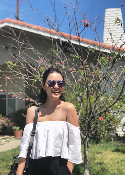 Trở thành mẹ bỉm sữa hai con, Phạm Quỳnh Anh ngày càng đẹp mặn mà.