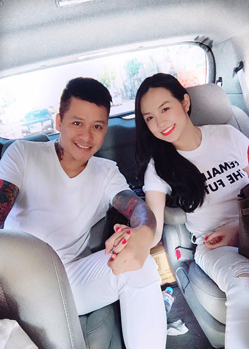 Ngoài hình ảnh bên bà xã, Tuấn Hưng còn không ngần ngại dành lời có cánh dành cho người bạn đời.