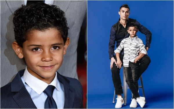 Cristiano Jr - quý tử của CR7 đã bắt đầu học cách để trở thành một quý ông lịch lãm như bố chứ không còn là cậu bé con có gương mặt bụ bẫm như ngày nào nữa. Cristiano Jr - quý tử của CR7 đã bắt đầu học cách để trở thành một quý ông lịch lãm như bố chứ không còn là cậu bé con có gương mặt bụ bẫm như ngày nào nữa.