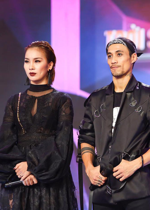 Phạm Lịch tố bị Phạm Anh Khoa gạ tình. Nữ biên đạo mới đây còn chia sẻ ít nhất còn 2 người nữa cũng rơi vào tình huống tương tự.