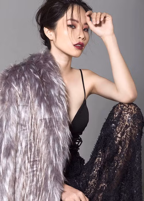 Nguyễn Thị Lệ Nam vừa giành giải nhất cuộc thi Người mẫu Thời trang Việt Nam 2018.