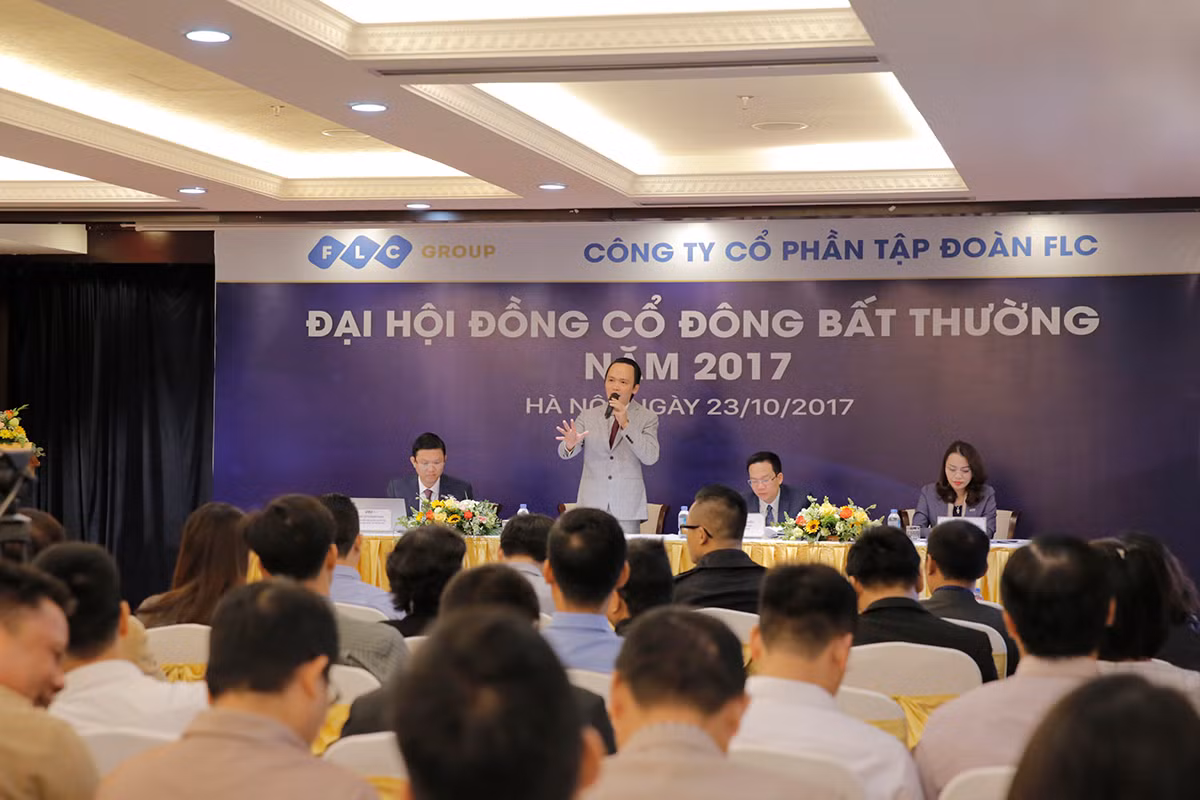 Ong Trinh Van Quyet mua them co phieu, nang so huu tai FLC len 30,12%-Hinh-3