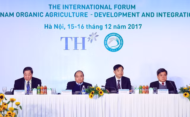 Thủ tướng Chính phủ và Lãnh đạo Bộ NNPTNT chủ trì diễn đàn