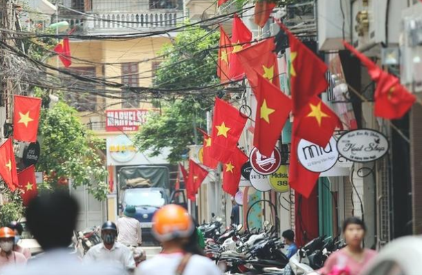 De xuat nguoi lao dong nghi 5 ngay dip le 30/4 va 1/5