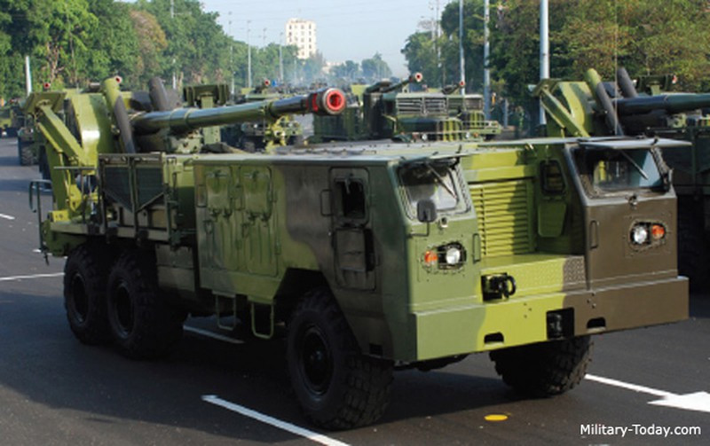 Ngoài Jupiter V, Cuba cũng tiến hành gói nâng cấp pháo tự hành mang tên Jupiter IV, hệ thống này sử dụng pháo kéo xe 122 mm lắp trên khung gầm xe tải Kraz 255B. Các loại pháo tự hành này đã góp phần nâng cao sức mạnh cho quân đội Cuba, đáp ứng nhiệm vụ đảm bảo an ninh quốc phòng trong tình hình mới.