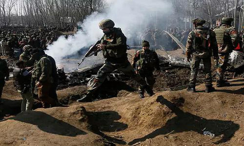 Giới quan sát nhận định Pakistan, một đồng minh thân cận của Trung Quốc ở Nam Á, có thể đang tìm cách tạo thế "gọng kìm" với Ấn Độ trong lúc căng thẳng leo thang ở biên giới Ấn - Trung.