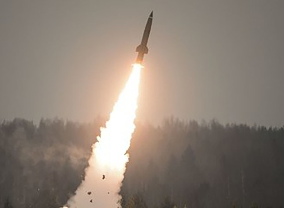 Nga hiện đang nắm giữ cũng như chuyển giao cho quân đội Syria (SAA) hàng trăm tên lửa đạn đạo Tochka-U. Đây là nguồn hỏa lực dồi dào để SAA đánh phiến quân cũng như chống trả Ankara.