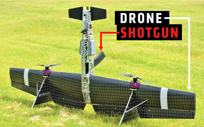 Việc phát hiện UAV như vậy trên radar phòng không ngày càng phức tạp và khó khăn, bởi việc chế tạo UAV gần đây, các loại vật liệu bằng composite ngày càng được sử dụng nhiều; và thay vì sử dụng động cơ đốt trong như trước kia, thì hiện nay UAV đã chuyển sang dùng động cơ điện, do vậy làm giảm khối lượng kim loại trong chế tạo UAV.