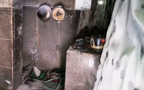 Thanh nien tre dót nhà chét cùng nguòi tình vi... ghen-Hinh-2