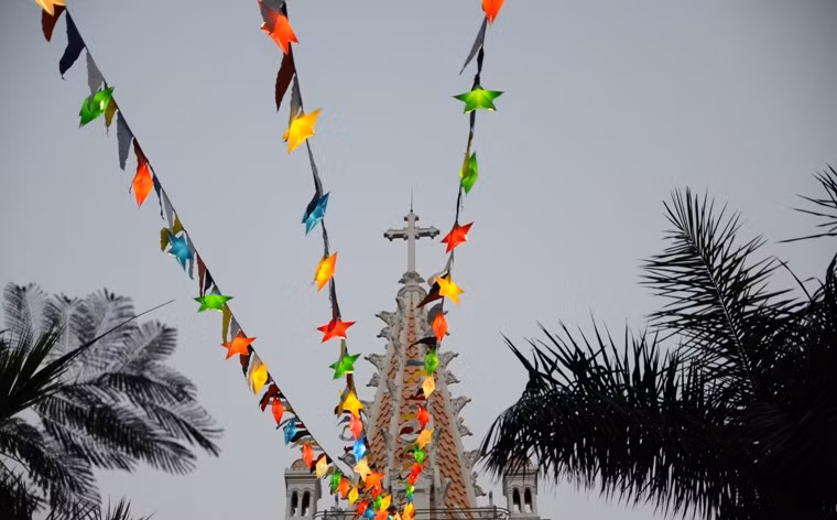 Những ngày này, nhà thờ cổ nhất Sài Gòn được trang hoàng lộng lẫy chào đón Giáng sinh.