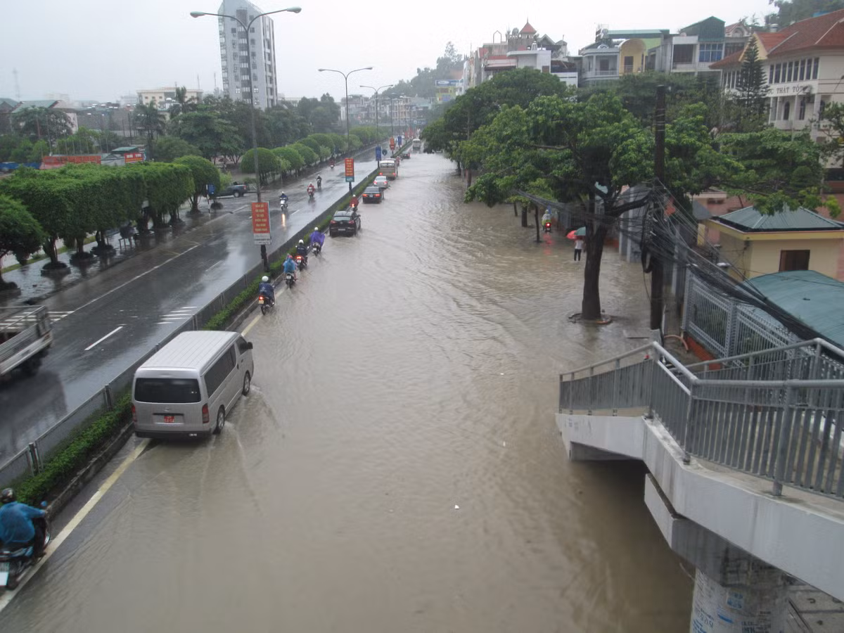 Mua lon o Quang Ninh Mot nguoi tu vong mot nguoi bi thuong-Hinh-4