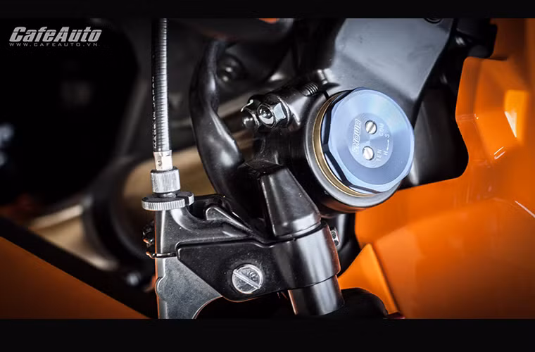 Động cơ được tích hợp hệ thống phun nhiên liệu PGM-DSFI và bộ điều khiển hiệu chỉnh cho công suất sinh ra nhất quán hơn.