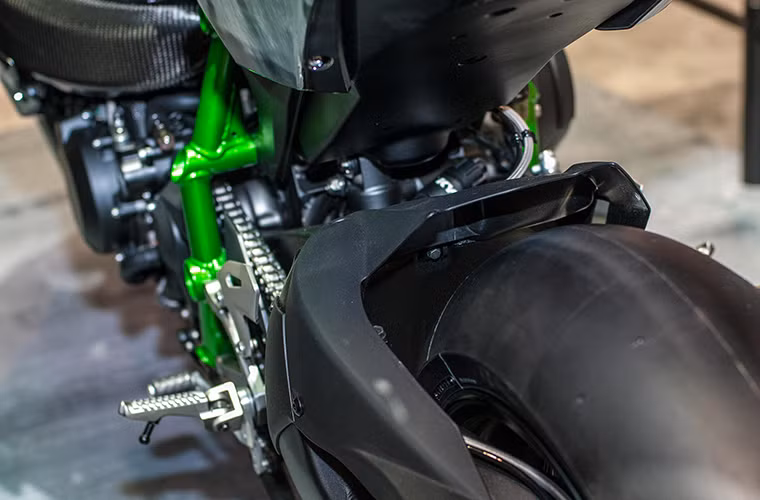 kiểm soát phanh động cơ KEBC (Engine Brake Control)...