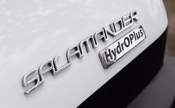 Bat ngo voi xe dien loi nuoc Philippines san xuat-Hinh-4