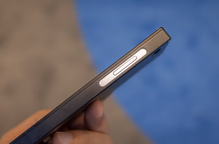 Được biết máy sẽ sử dụng nhiều phần cứng tốt để có hiệu năng cao, đủ sức cạnh tranh với sản phẩm của những hãng khác; pin dung lượng lớn...