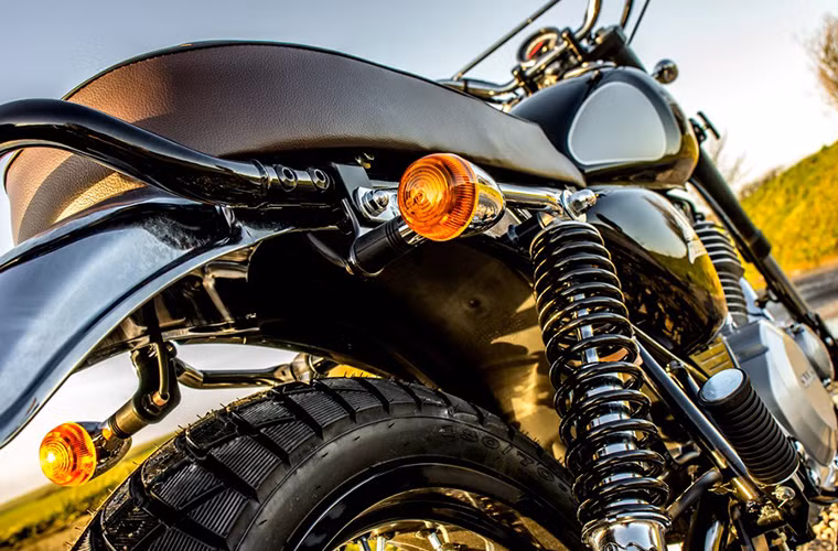 chắn bùn mạ crom...