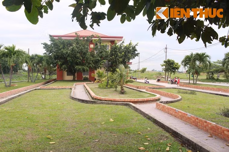 Thế nhưng suốt từ đó đến nay gần 15 năm, dự án nằm bất động mà không được triển khai thực hiện.