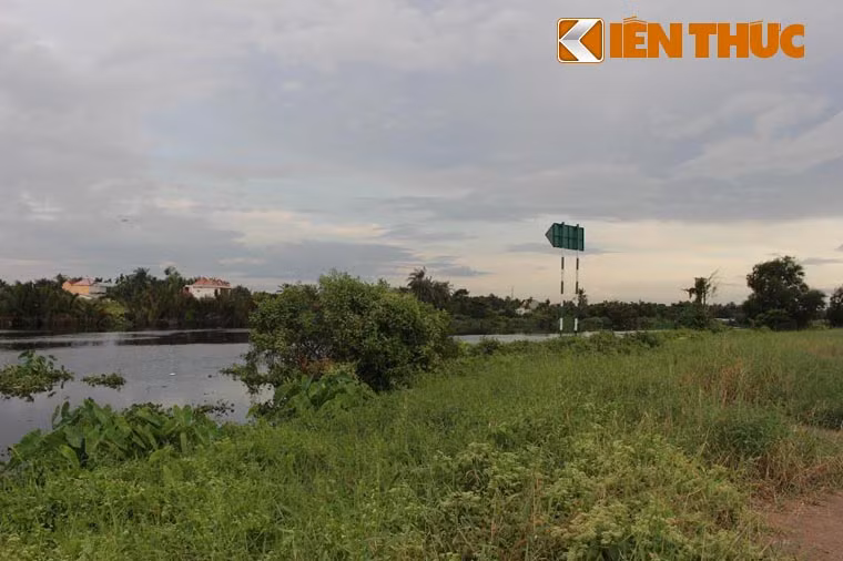 Vừa qua, UBND quận Gò Vấp đã tiến hành thực hiện dự án mới xây dựng công viên này và số vốn đã tăng từ 98 tỉ (năm 2001) lên gần 400 tỉ. Tháng 9/2015 vừa qua, do không thể cân đối ngân sách địa phương để triển khai dự án và tránh để khu đất vàng này tiếp tục cảnh hoang tàn, UBND quận Gò Vấp đã họp với Sở GTVT TP HCM đề nghị Sở này tiếp nhận dự án công viên.