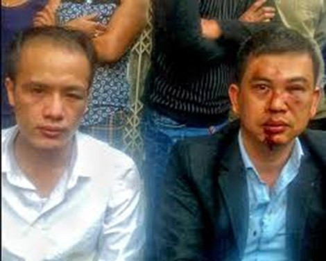 6. Khởi tố vụ 2 luật sư bị hành hung Ngày 12/11, Đại tá Dương Văn Giáp, Trưởng phòng Cảnh sát điều tra (CSĐT) tội phạm về trật tự xã hội (PC45, Công an TP Hà Nội) cho biết đã khởi tố vụ án Cố ý gây thương tích hoặc gây tổn hại cho sức khỏe người khác xảy ra ngày 3/11, tại thôn Lũng Vị, xã Đông Phương Yên, huyện Chương Mỹ, TP Hà Nội. Trước đó, tại cuộc họp báo ngày 10/11, Công an Hà Nội cho biết, đã xác định được 8 đối tượng tham gia đánh 2 luật sư vì lý do xe ô tô của 2 luật sư phóng nhanh làm bắn bụi bẩn lên người các đối tượng này. Đồng thời khẳng định, thông tin cho rằng trong các đối tượng hành hung 2 luật sư có nhân viên công an xã và việc luật sư bị cướp điện thoại di động là không đúng.