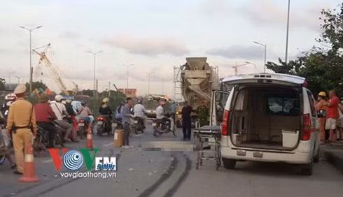 Những vụ tai nạn giao thông thảm khốc tuần qua (8/11 - 14/11/2015) - Hình 9 Nhung vu tai nan giao thong tham khoc tuan qua (8/11 - 14/11/2015)-Hinh-9