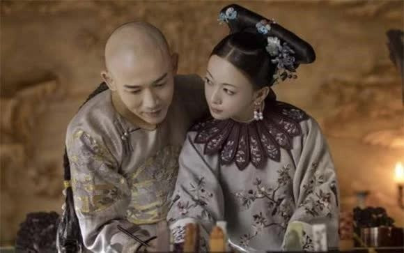 Ve thoi phong kien, tro thanh con trai Can Long la nguy hiem nhat-Hinh-6