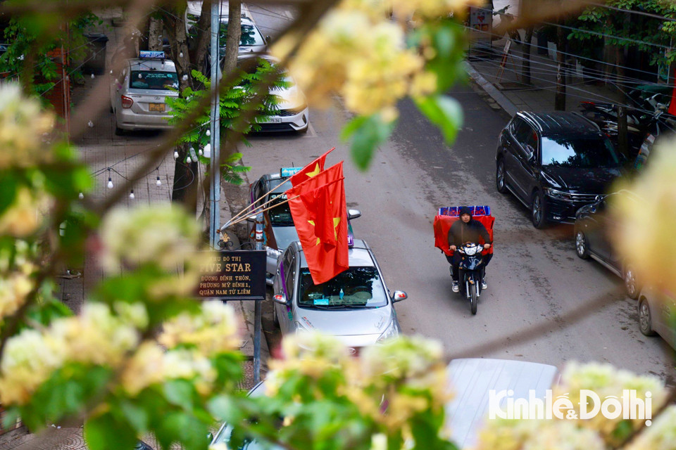 Gioi tre Ha Noi hao huc check in hoa bun co hon 300 tuoi-Hinh-10