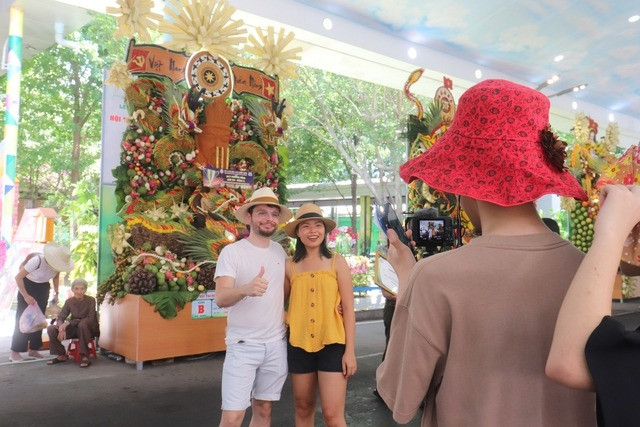 Loạt hoạt động đặc sắc tại Lễ hội trái cây Nam Bộ 2024 - Hình 2 Loat hoat dong dac sac tai Le hoi trai cay Nam Bo 2024-Hinh-2