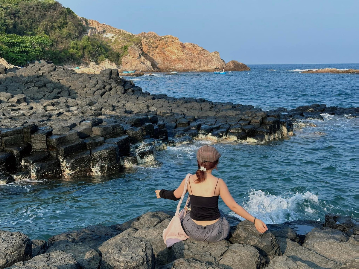 Di chua lanh tam hon o vung dat ‘hoa vang tren co xanh’-Hinh-16