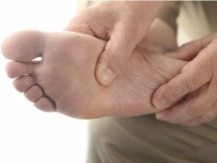 Nhung dau hieu tren chan co the “du doan” ung thu phoi