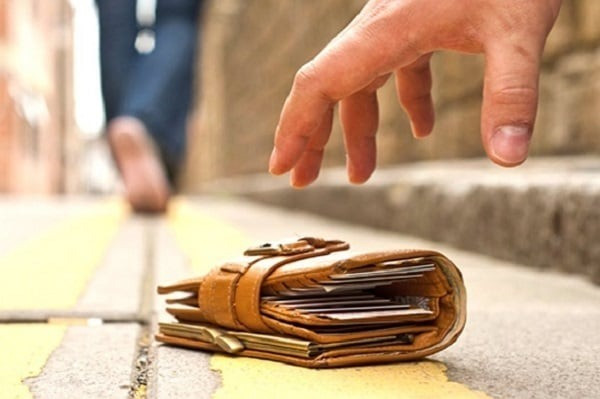 Nhat duoc tien nho “giai via”, tranh mang van rui ve nha