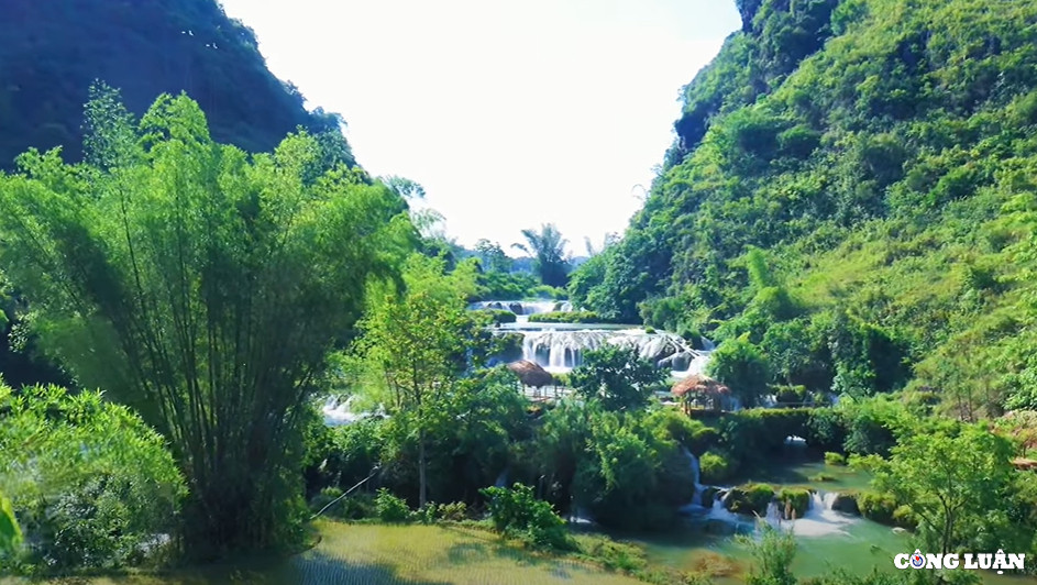 Ve dep tho mong cua thac Co La tai Cao Bang-Hinh-4