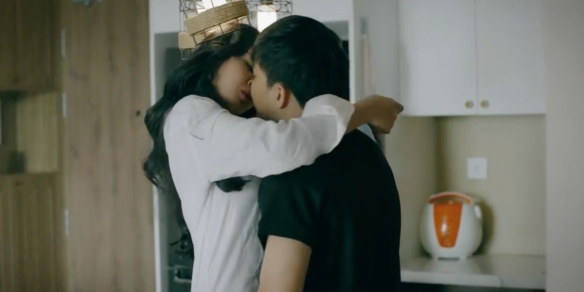 Ngap tran canh giuong chieu, danh ghen tren phim Viet gio vang-Hinh-2