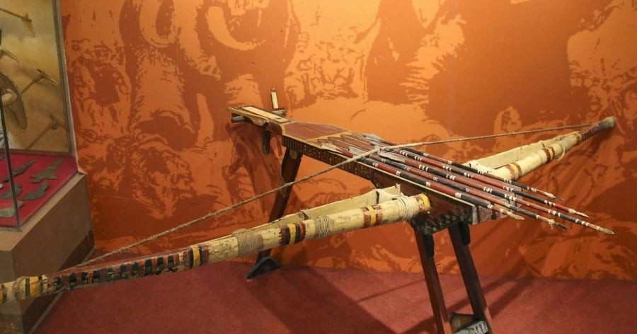 10 kiet tac quan su vi dai nhat su Viet gom nhung gi?