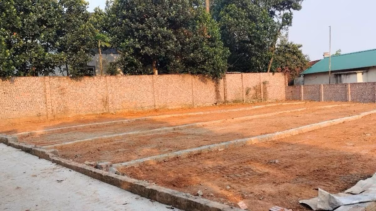 Đất “sổ đỏ” Hà Nội nơi chỉ bằng nửa giá với ngoại thành Dat “so do” Ha Noi noi chi bang nua gia voi ngoai thanh