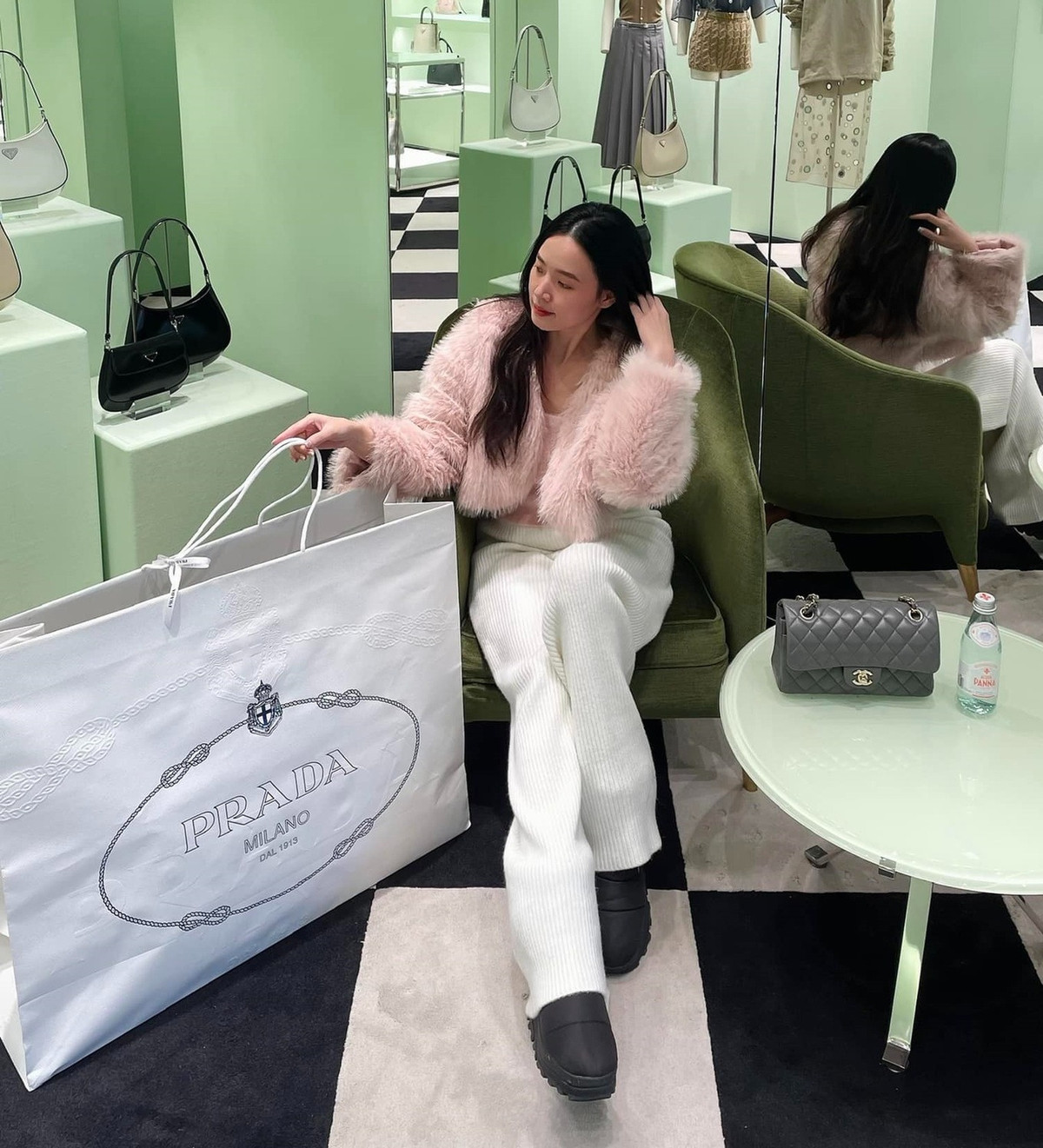 Midu 35 tuổi, được gọi là “phú bà”, sắp lấy chồng đại gia - Hình 11 Midu 35 tuoi, duoc goi la “phu ba”, sap lay chong dai gia-Hinh-11