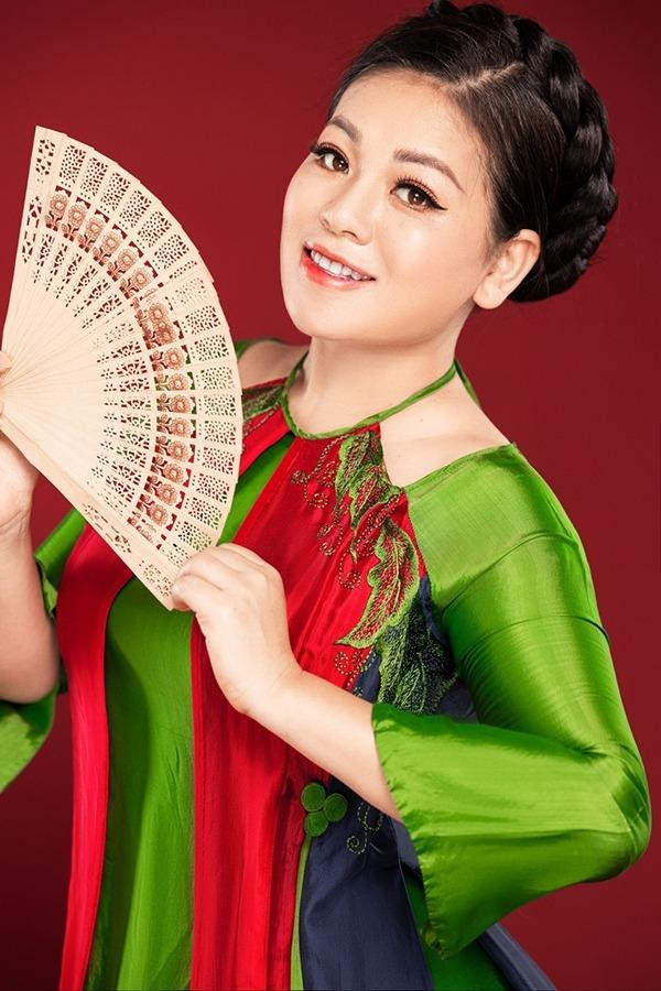 Nữ ca sĩ Anh Thơ: cát-sê cả trăm triệu/show diễn - Hình 3 Nu ca si Anh Tho: cat-se ca tram trieu/show dien-Hinh-3