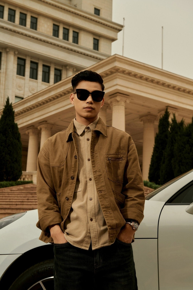 “Soi” siêu xe, nhà chục tỷ của cầu thủ trẻ Văn Thanh - Hình 5 “Soi” sieu xe, nha chuc ty cua cau thu tre Van Thanh-Hinh-5