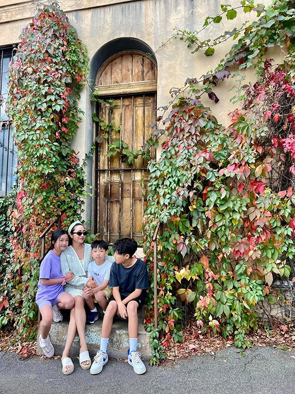 Ốc Thanh Vân khoe cuộc sống ở Úc bình yên bên 3 con nhỏ - Hình 2 Oc Thanh Van khoe cuoc song o Uc binh yen ben 3 con nho-Hinh-2