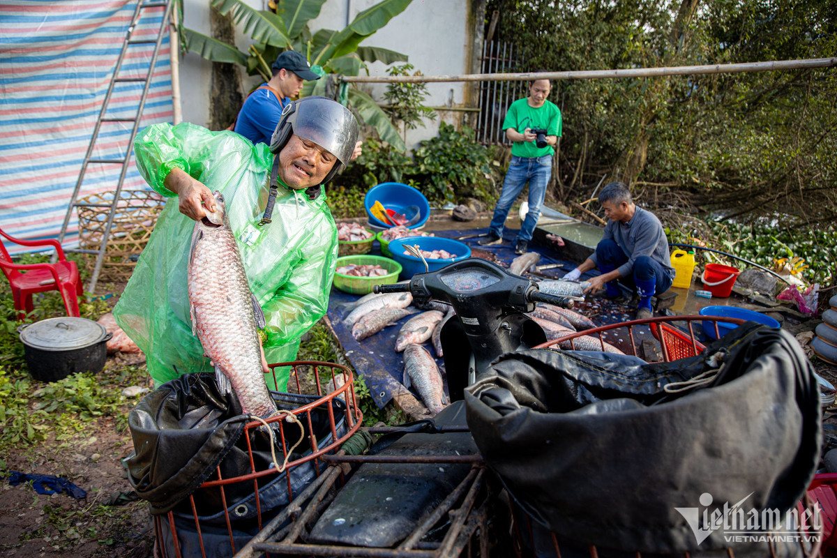 Ban ca kho, nguoi lang Vu Dai kiem tien trieu moi ngay-Hinh-5
